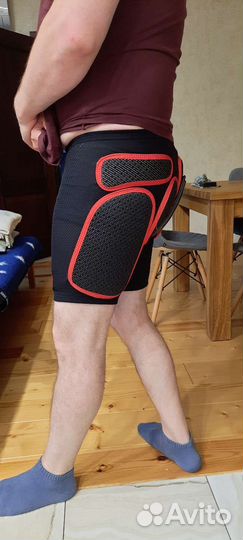 Защитные шорты для сноуборда