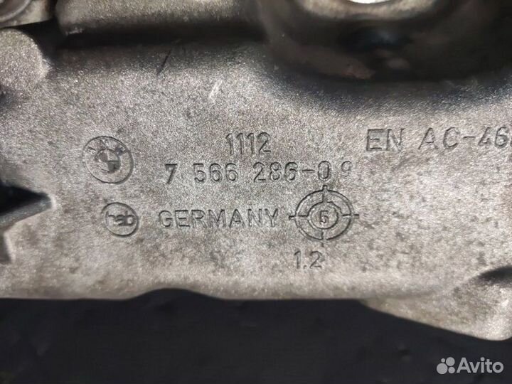 Крышка головки блока цилиндров левая Bmw 550Ix F10