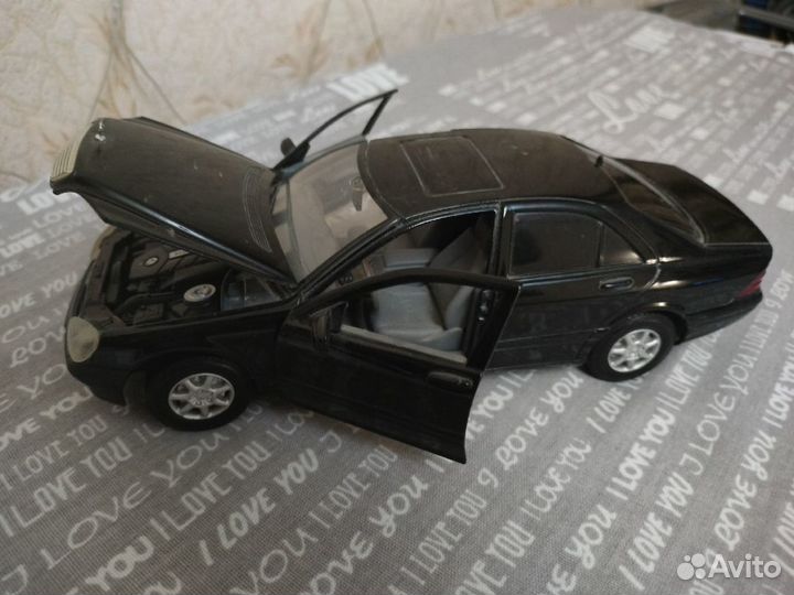 Мерседесы 1:24