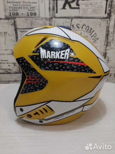 Горнолыжный шлем