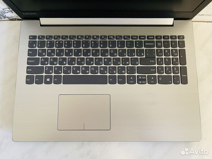 Lenovo Ideapad 320-15IAP: Intel N3350 / 4Gb / 500G