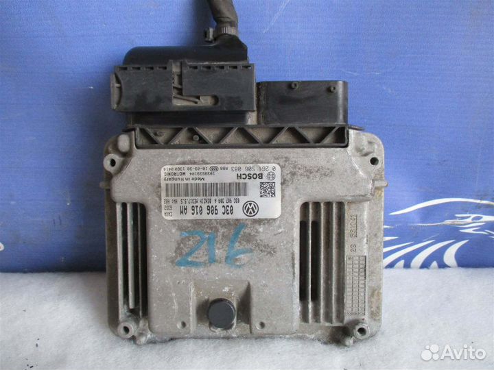 Блок управления двс Volkswagen Golf 6 5K1