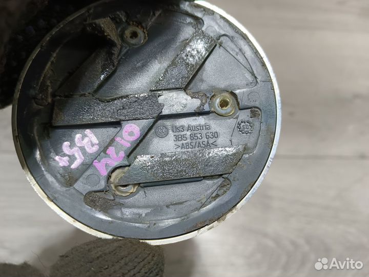 Эмблема на крышка багажника для VW Passat B5+