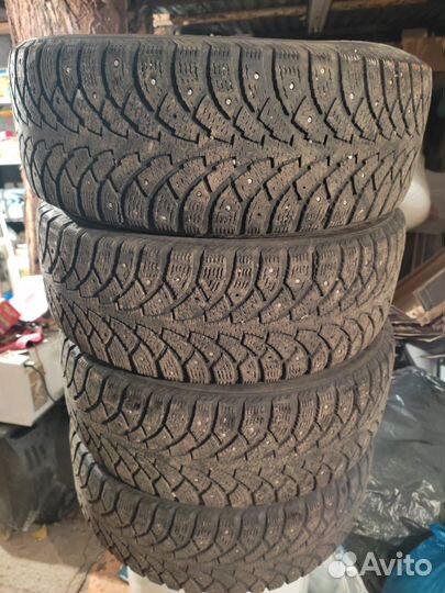 Nokian Tyres Hakkapeliitta 4 205/55 R16