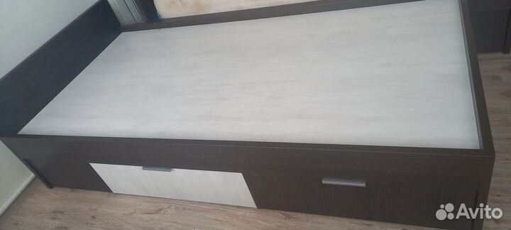Кровать полуторка