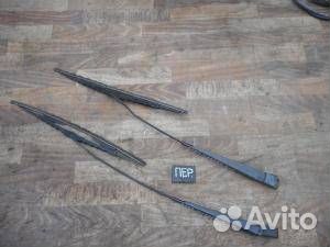 Поводок стеклоочистителя передний Ford Mondeo II