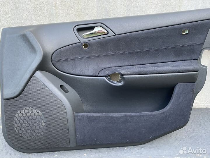 Дверные карты Mersedes w203