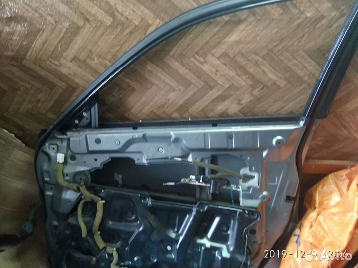 Продаю дверь от инфинити fx35