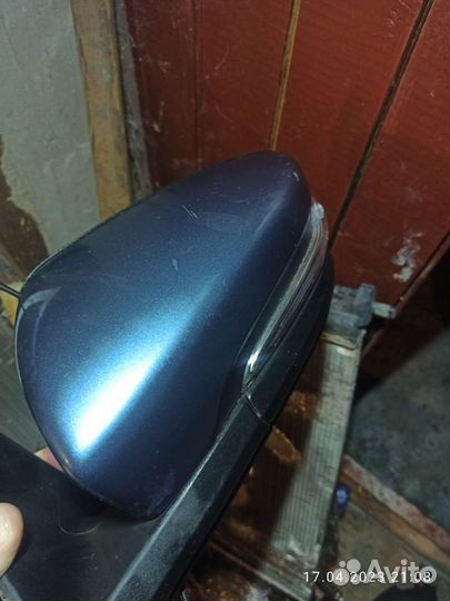 Левое зеркало гранта