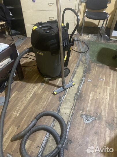 Профессиональный пылесос karcher NT 65/2