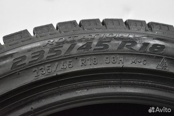 Pirelli Ice Zero FR 235/45 R18 98H