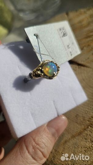 Кольцо серебряное с природным эфиопским опалом