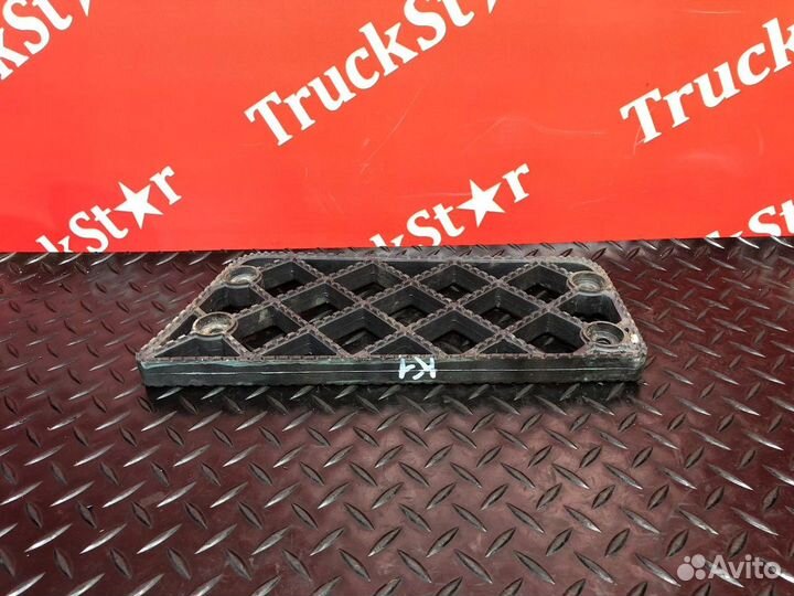 Площадка подножки камаз 5490