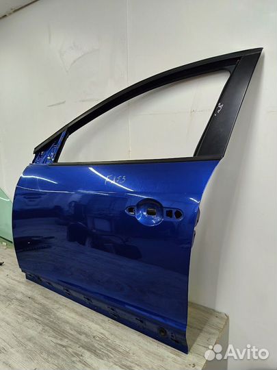 Дверь передняя левая Renault Megane 3