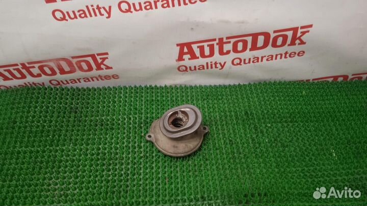 Крышка распределителя рулевой рейки LHD