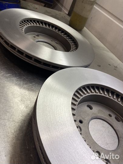 Диски тормозные передние Honda civic 4D 8