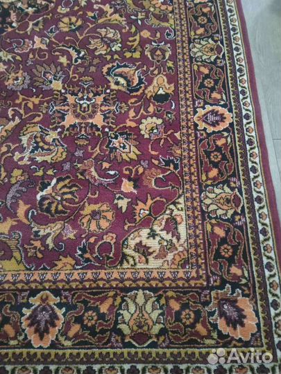 Ковер шерстяной