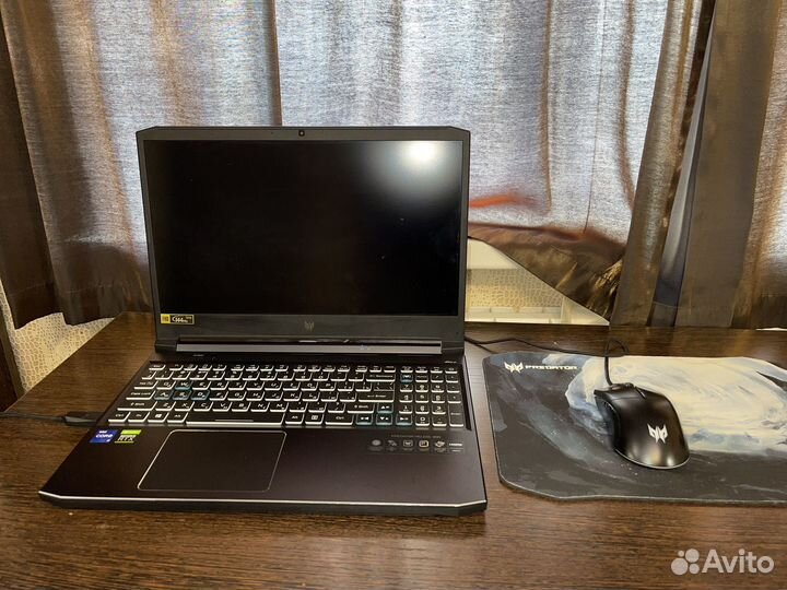 Acer predator helios 300