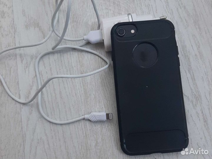 iPhone 7, 32 ГБ