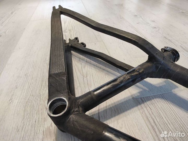 Карбоновая рама для памп-трека, 26