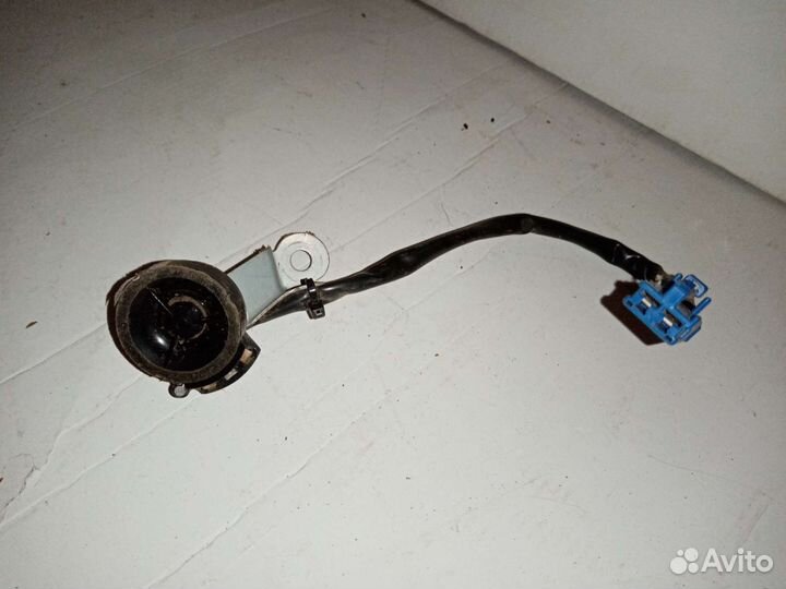 Динамик пищалка Toyota Ist