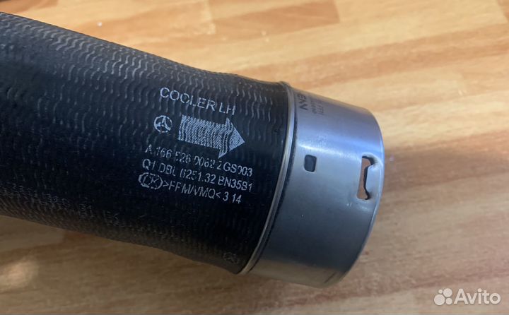 Патрубок радиатора интеркуллера