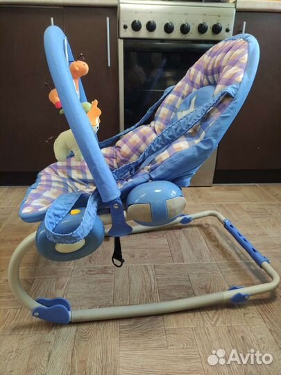 Шезлонг детский babyton