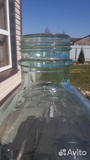 Бутыли старинные стеклянные по 20 литров. Разные