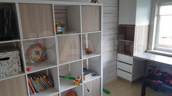 Коттедж 180 м² на участке 12 сот.