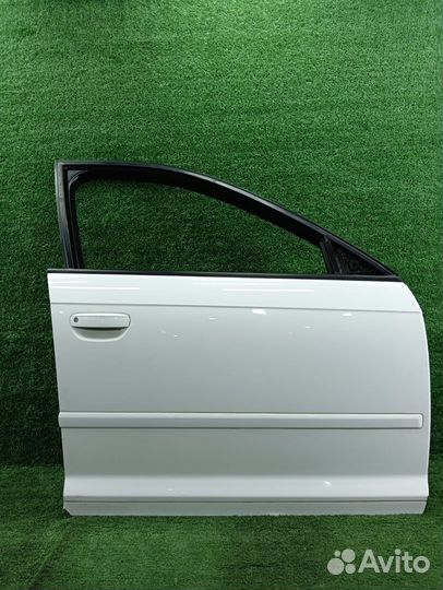 Дверь передняя правая Audi S3 8P A3 8P Код краски: