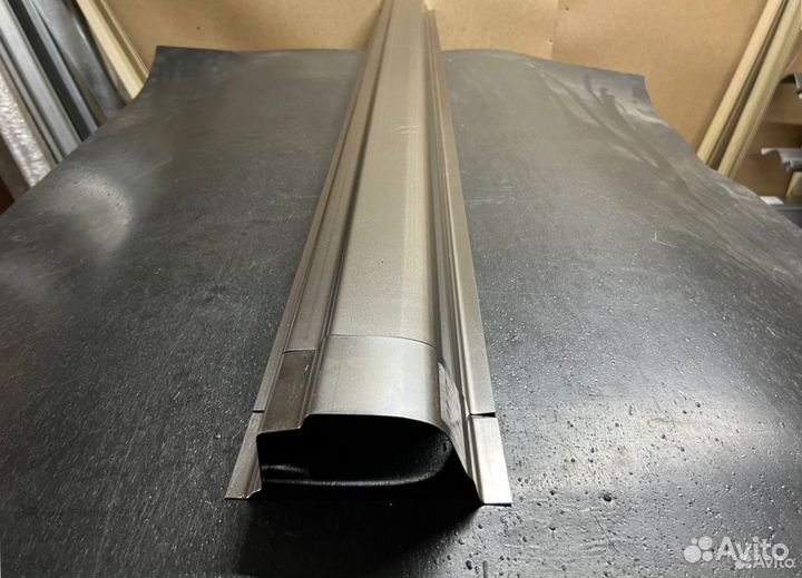 Ремонтные пороги и арки для Mazda Платнировская