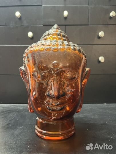Стеклянный Будда