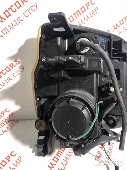 Фара ксеноновая левая Nissan X Trail T31 2.0 MR20