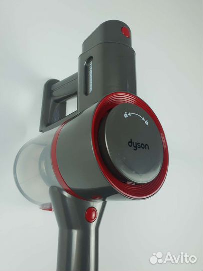 Вертикальный беспроводной пылесос Dyson v8 новый