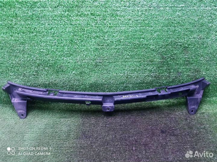 Направляющая заднего бампера центральная Opel Cor