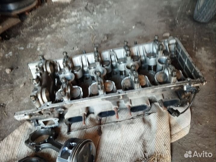 Продам запчасти поршня, коленвал, головку поддон