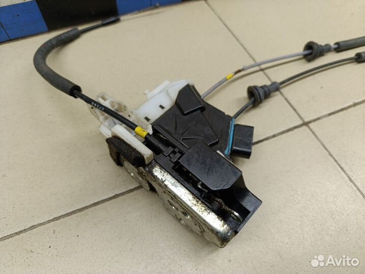 Замок двери задней правой Hyundai-KIA Elantra 2011-2016