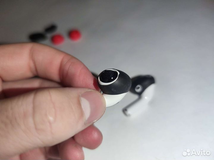 Амбушюры для Airpods Pro и чехол на наушник