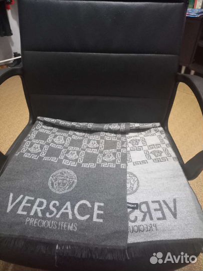 Шарф versace