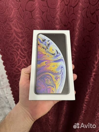iPhone Xs Max, 64 ГБ