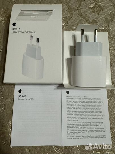 Зарядное устройство Apple 20W USB-C Power Adapter