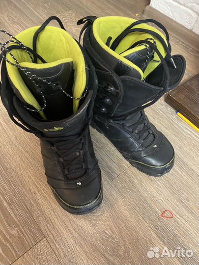 Сноубордические ботинки