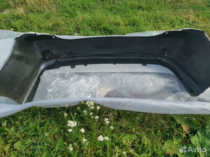 Бампер зад на Тойоту короллу е150