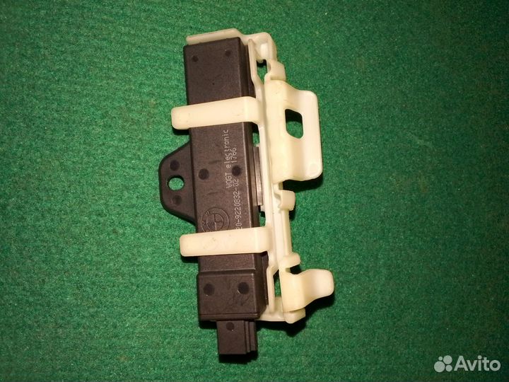 Антенна комфортный доступ BMW F10,G30