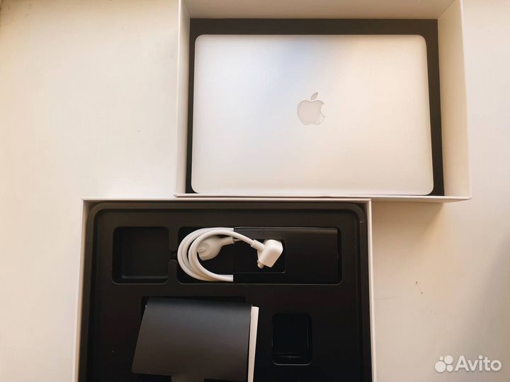 Apple MacBook Air 13 2015