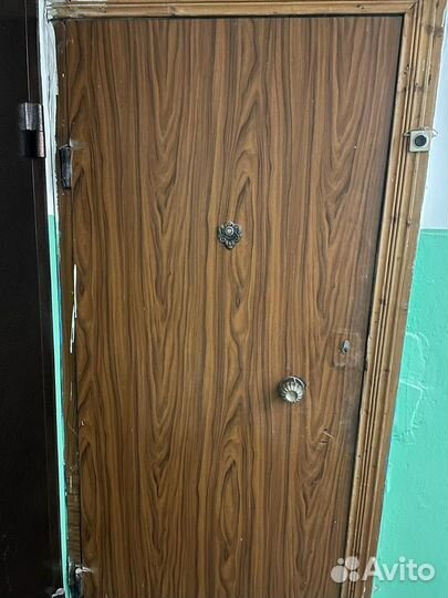 Дверь входная металлическая бу