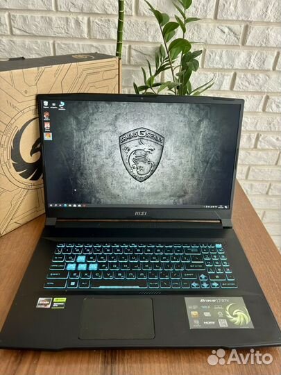 Игровой ноутбук MSi 17.3 RTX 4050