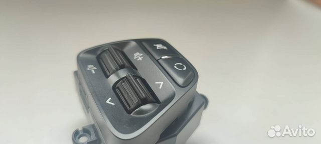 Кнопки на мульти руль Kia Ceed 2