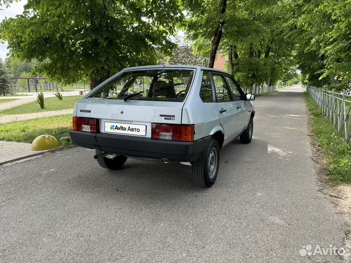 ВАЗ 2109 1.5 МТ, 2002, 100 000 км