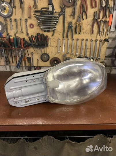 Фонарь уличный